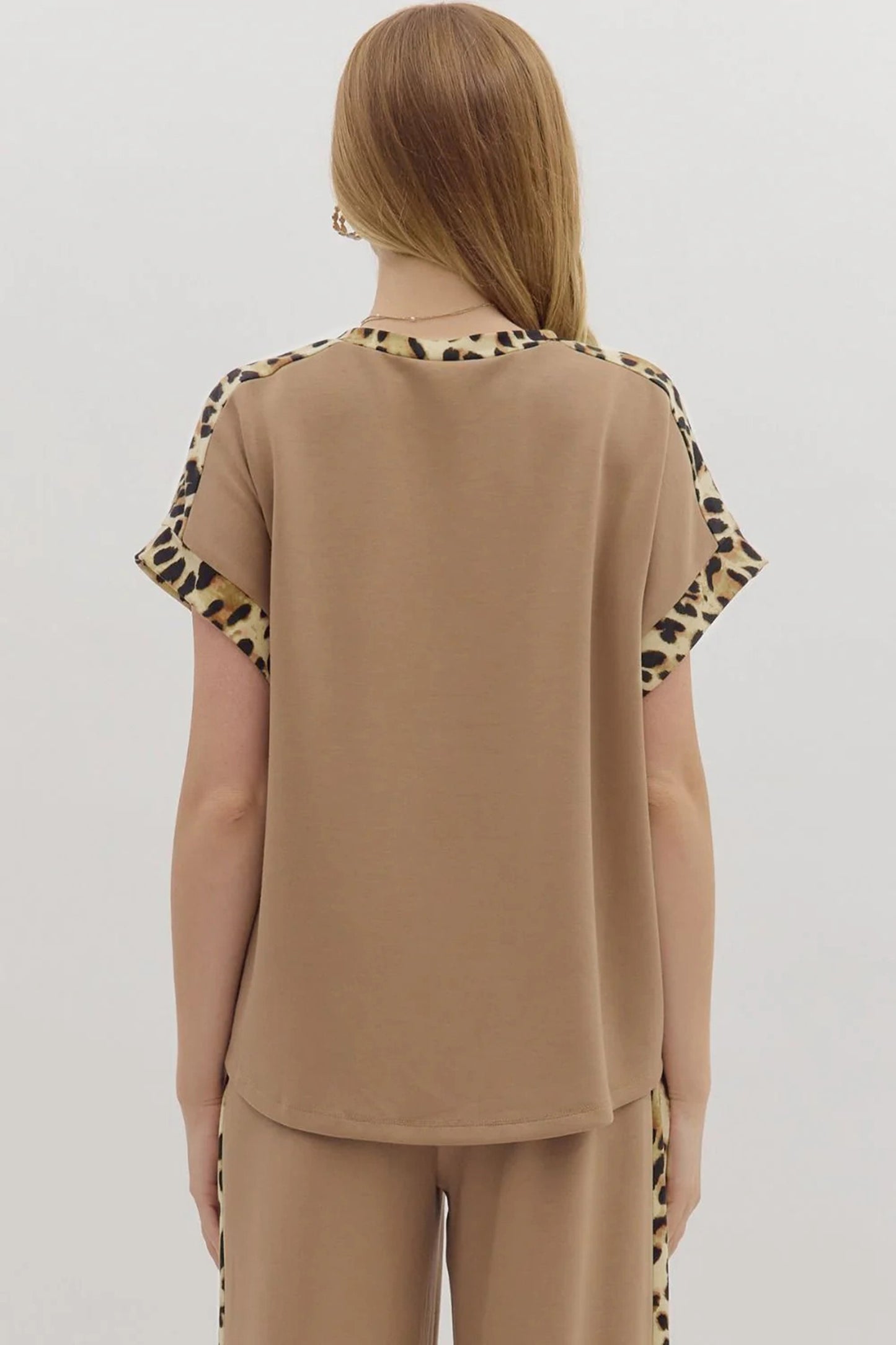 Light French Beige Leopard Trim Round Neck Loose T-Shirt