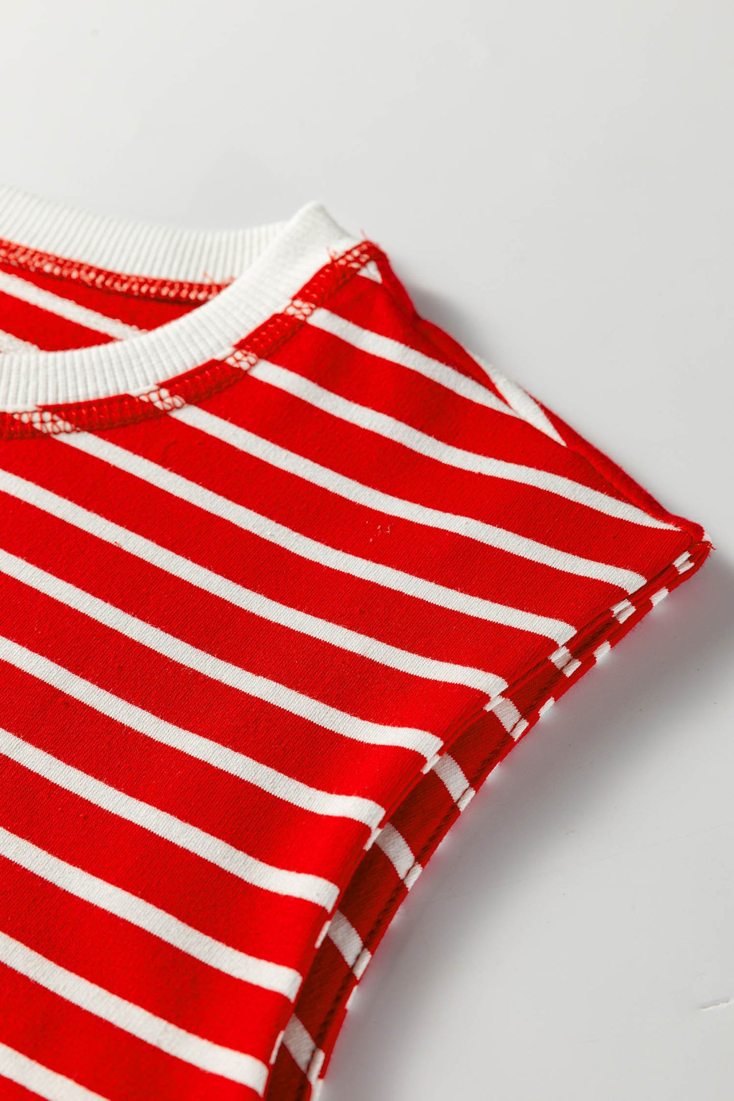 Stripe Ribbed Round Neck Trim Loose Tank Top - Red