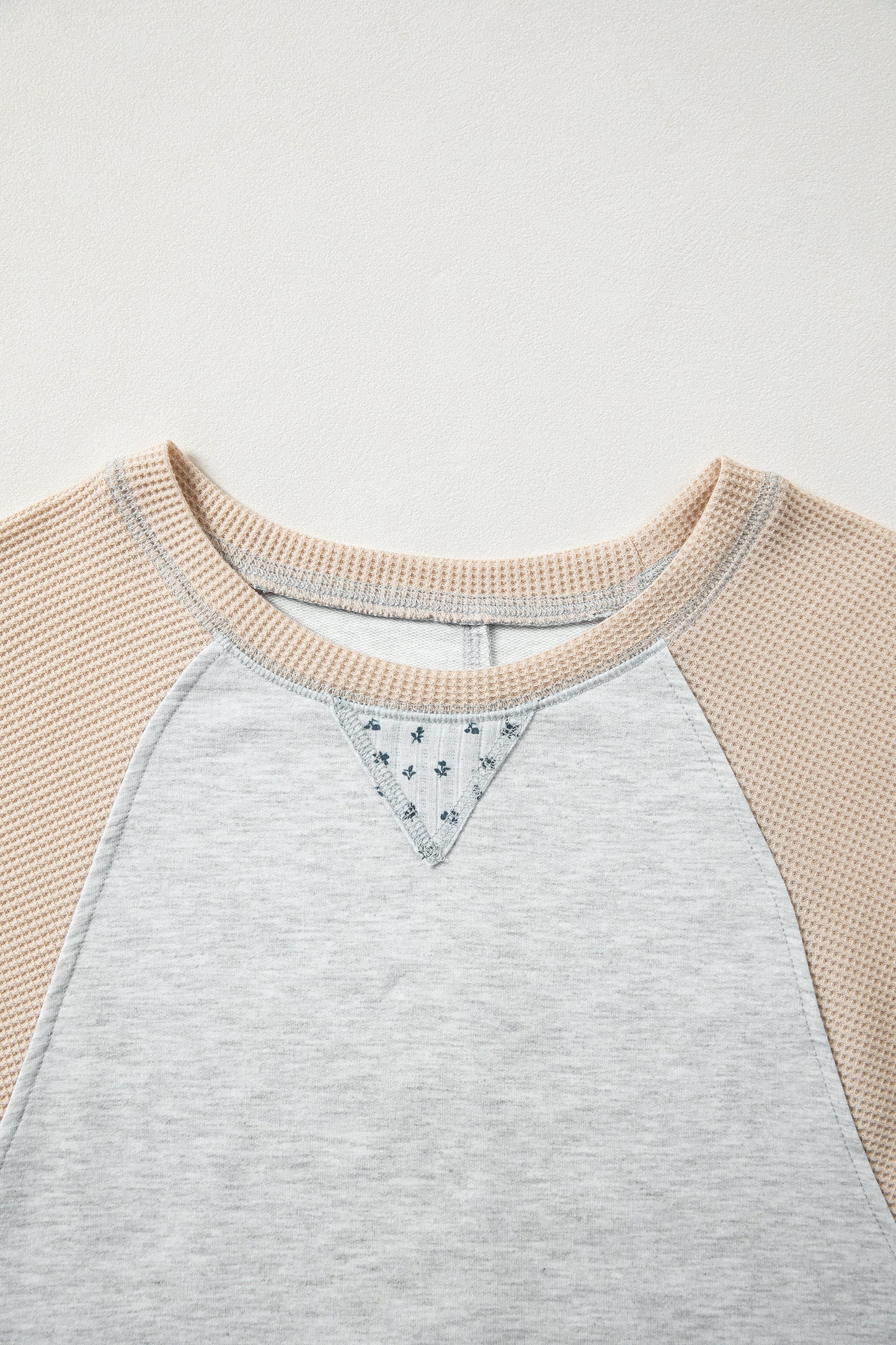 Light Grey Mixed Print Raglan Sleeve Patchwork Pullover Top