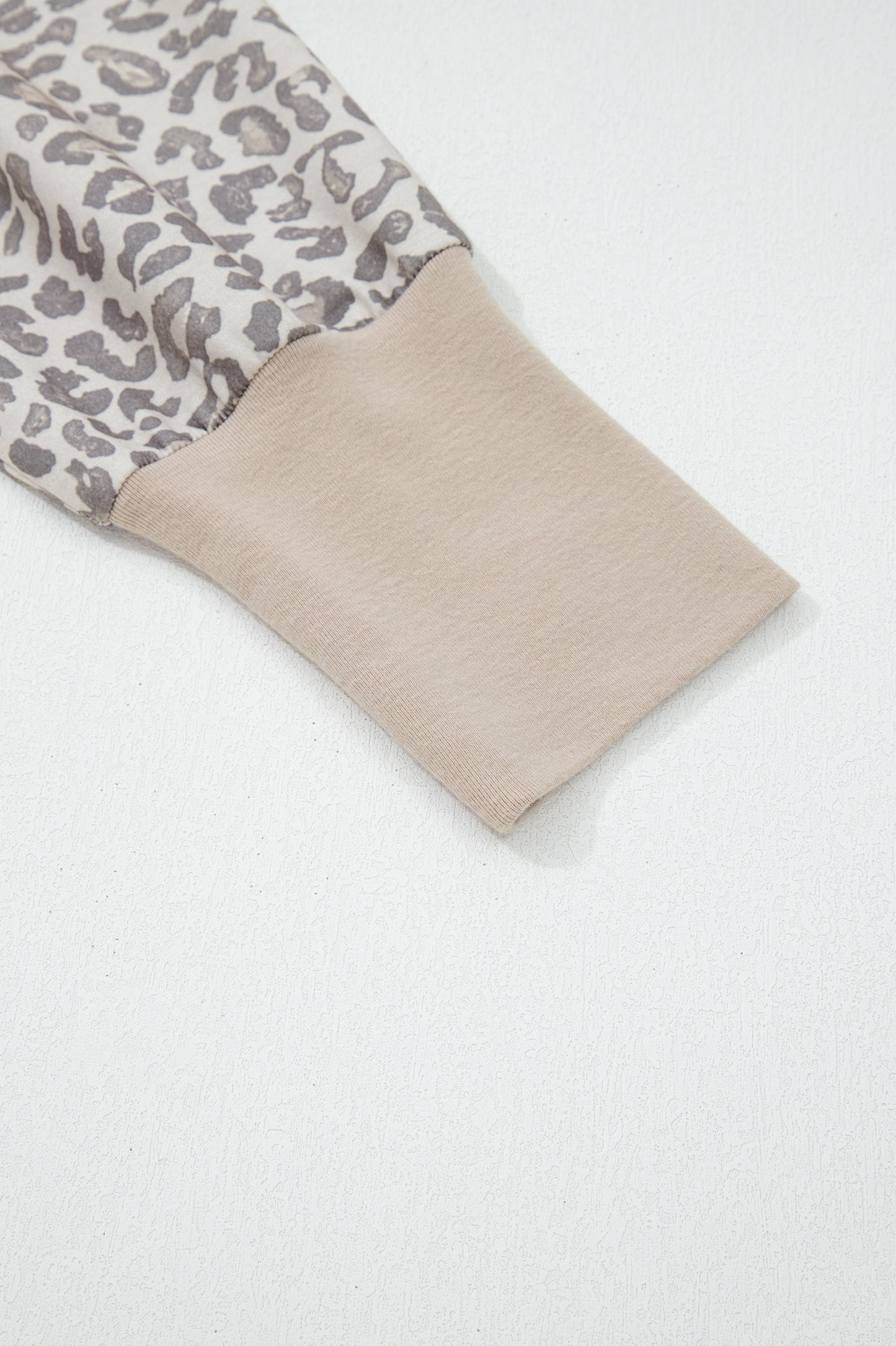 Leopard Print Patchwork Crew Neck Sweatshirt