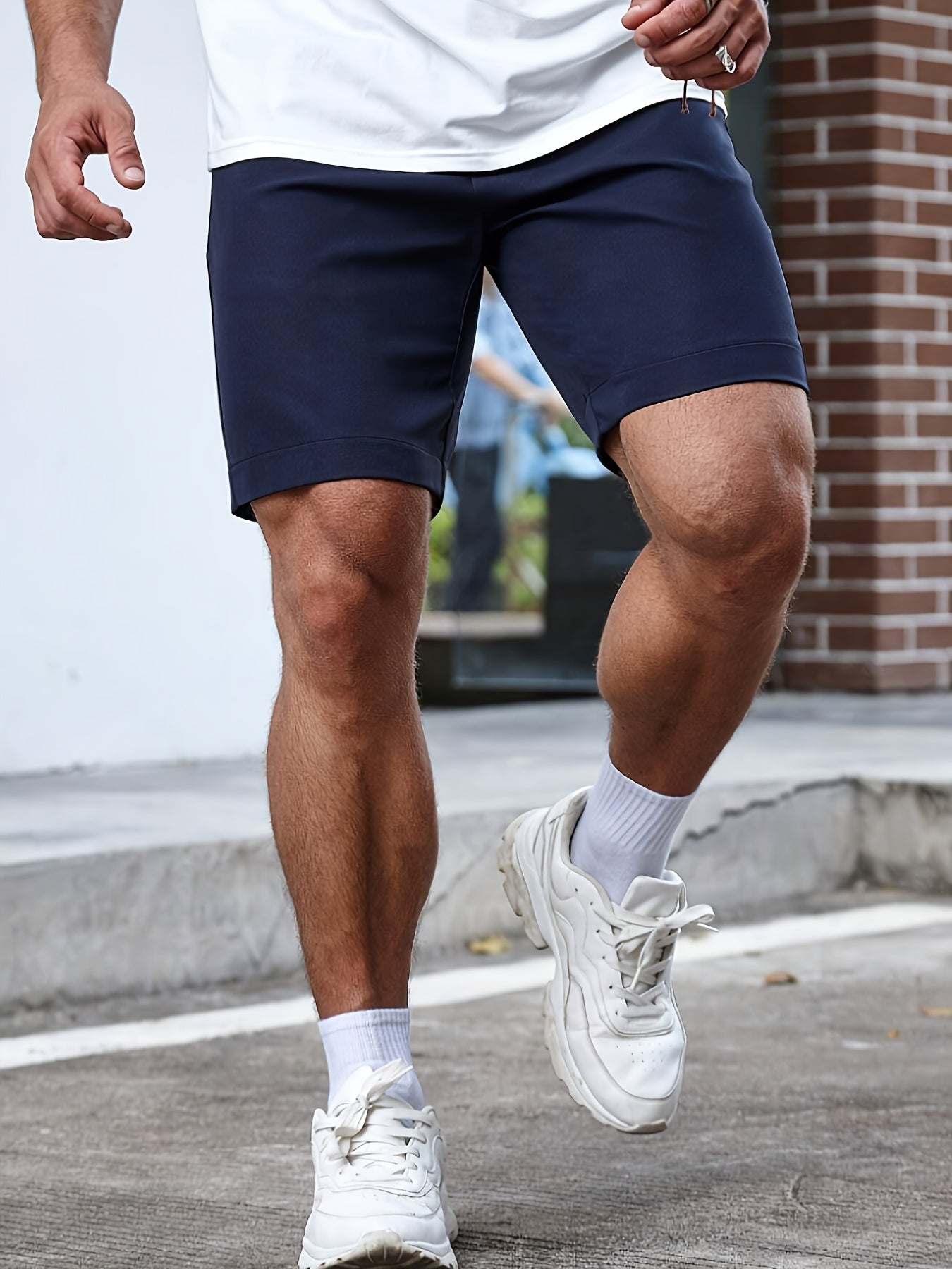 Men's Solid Colour Casual Shorts With Multiple Pockets