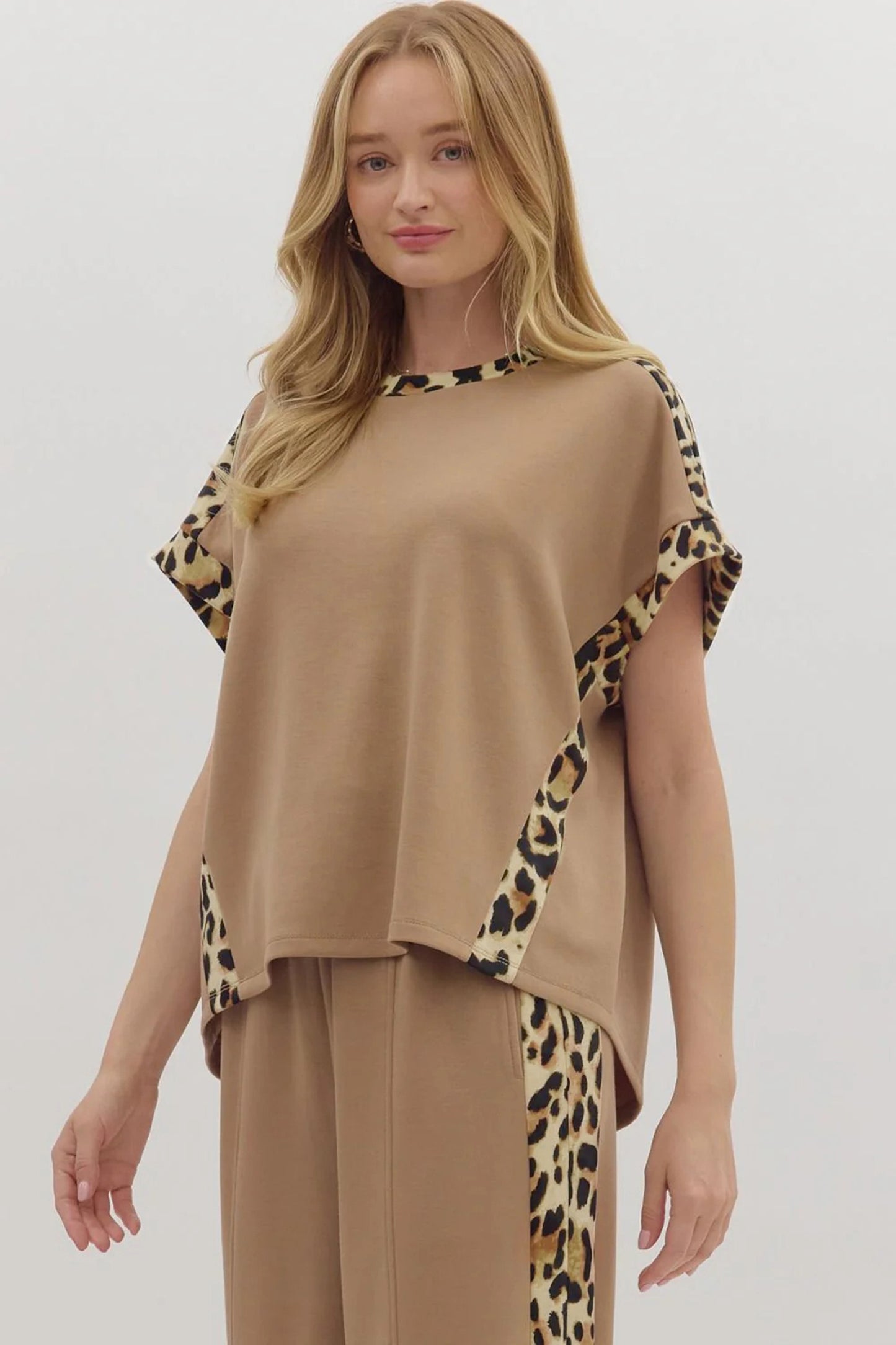 Light French Beige Leopard Trim Round Neck Loose T-Shirt