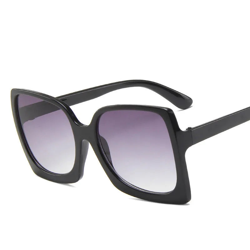Oversized Cat Eye Sunglasses - Classic Retro Vintage Fashion UV400 for Women