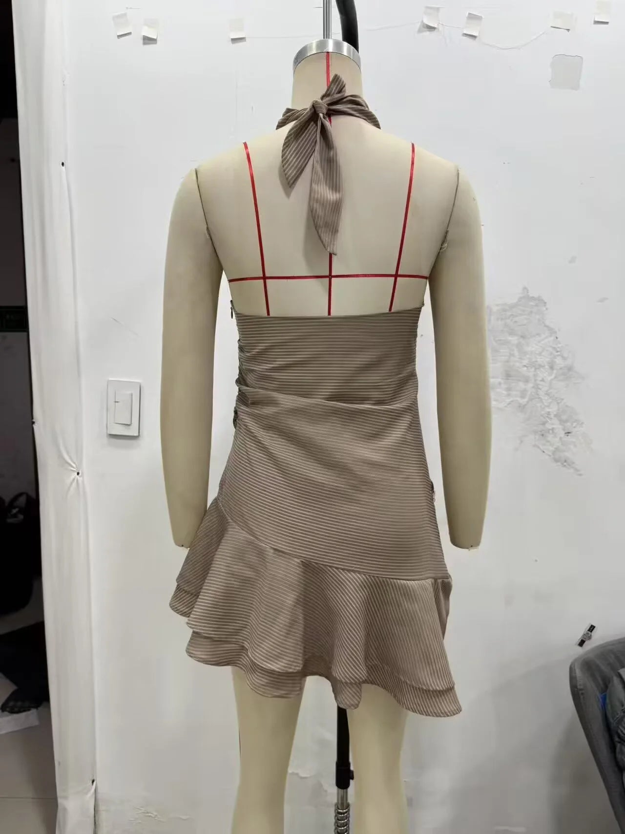 Sexy Backless Halter Neck Striped Belt Short Dress