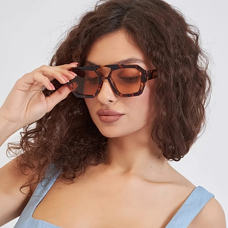 Women's 2pcs Set Fashion  Retro Square UV Resistant  Sunglasses