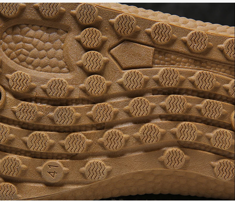 Men's Winter Snow Boots - Waterproof Fur-Lined Chelsea Boots