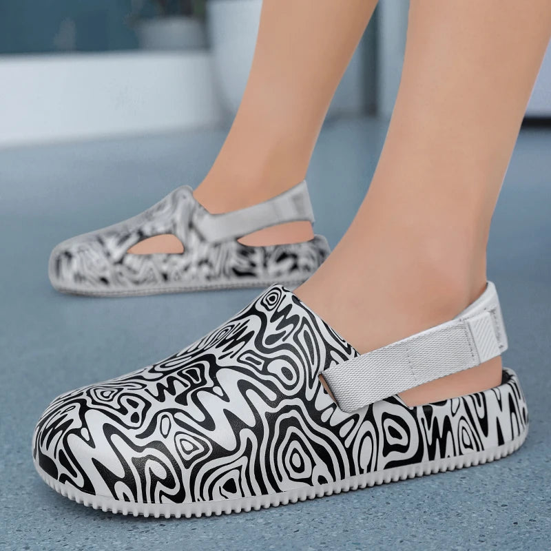 Men's Summer Slippers Outdoor Sandals Design Clogs Beach Slippers Flip Flop Casual Slides