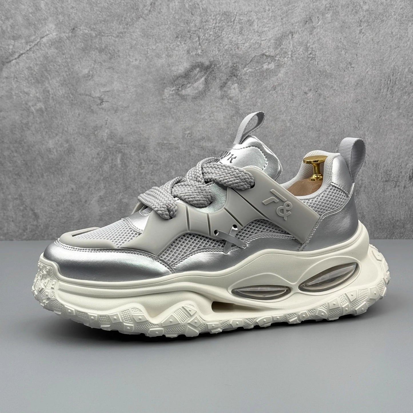 Men's Platform Sneakers - Breathable Lace-Up Tennis Sports Shoes