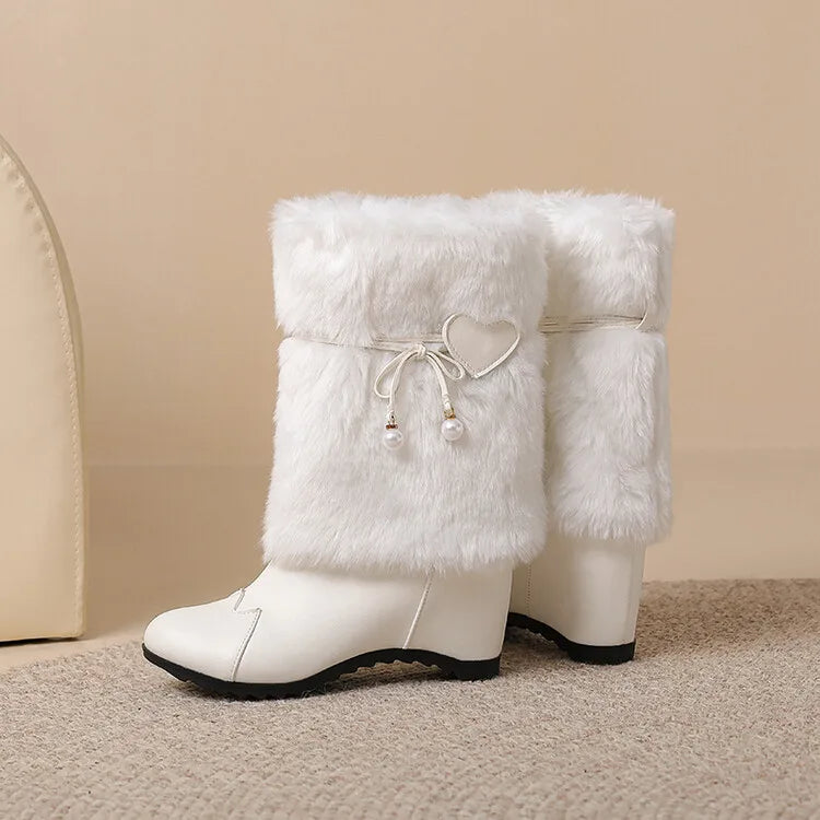 Women's Love Pearl Plush Leather Round Toe Short Boots