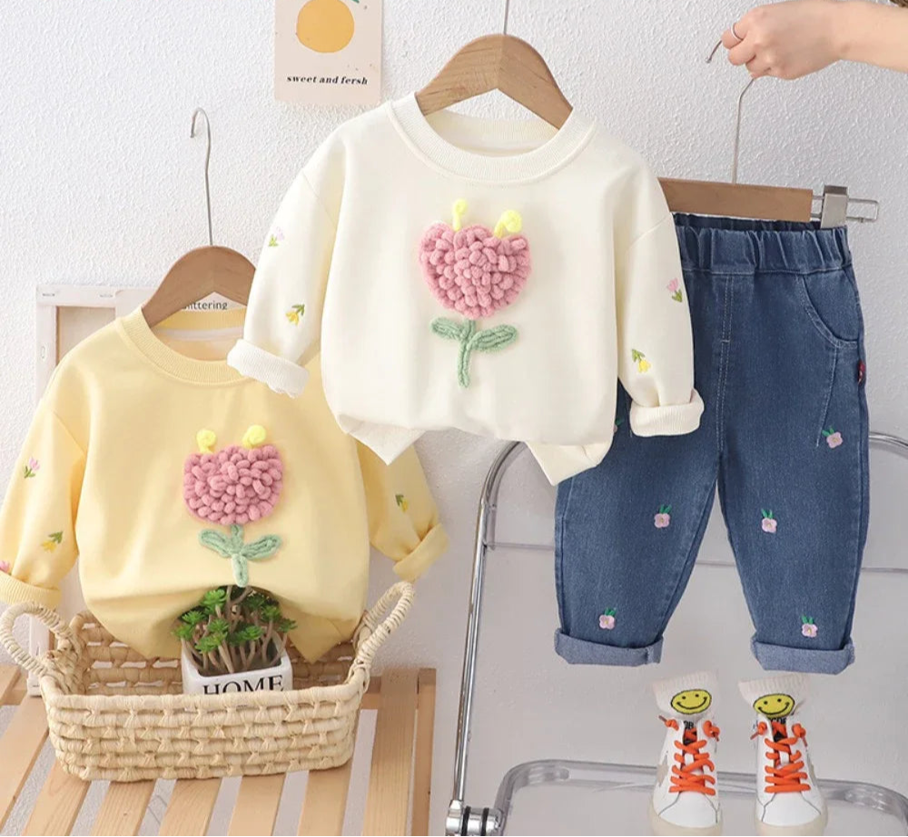 Girl's Clothing Autumn Long Sleeved Round Neck Top and Jeans 2-piece Three-dimensional Flower Spring Outfit Set