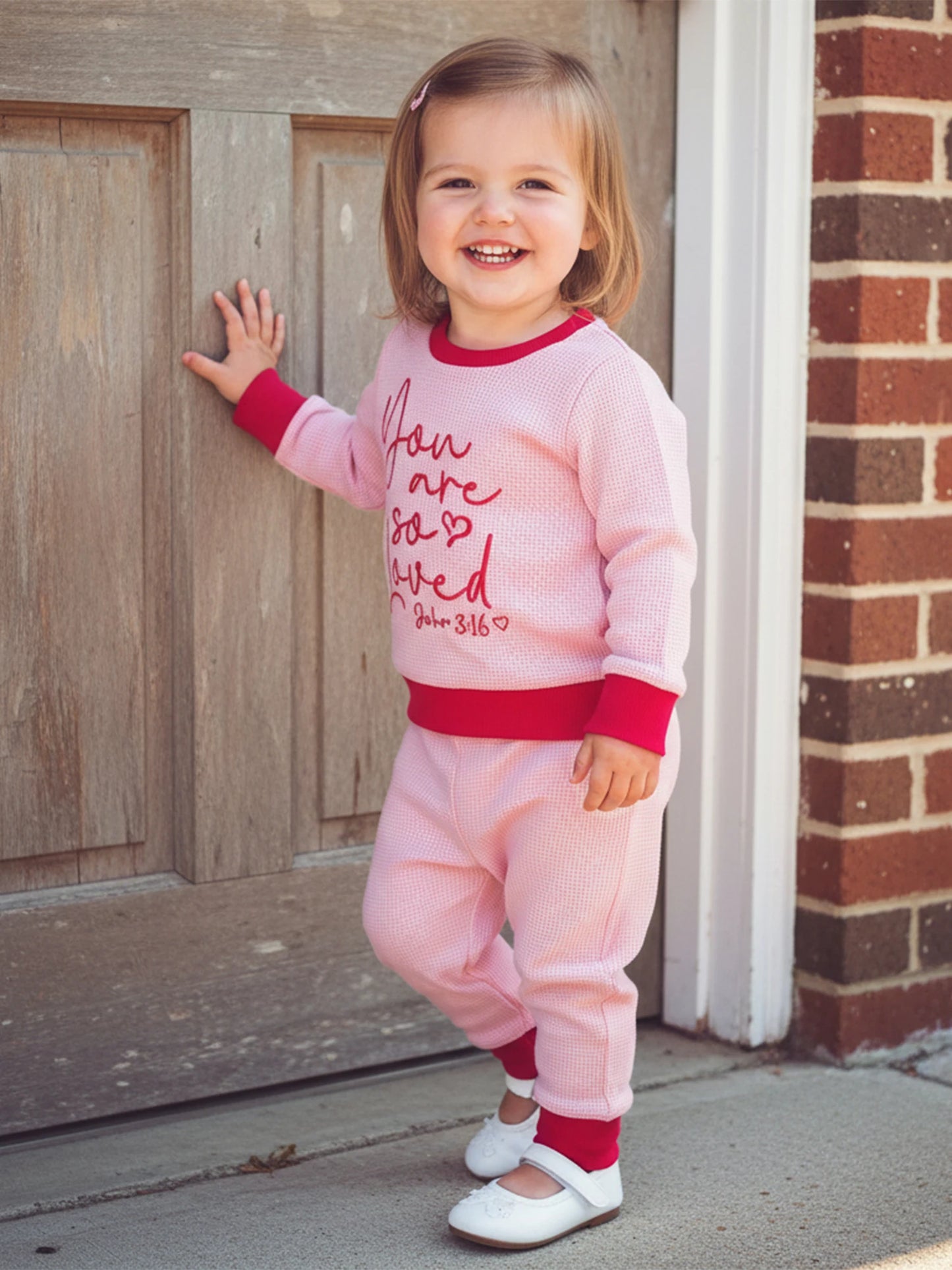Toddler Girls Valentine's Day 2-Piece Outfit - Heart Letter Sweatshirt & Pants