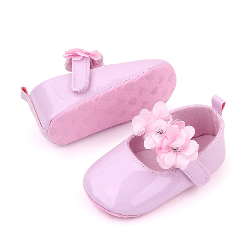 0-11M Baby Girls Cute Shoes 3 Colors Solid Soft Sole Flower Decor PU Leather Flats Shoes First Walkers