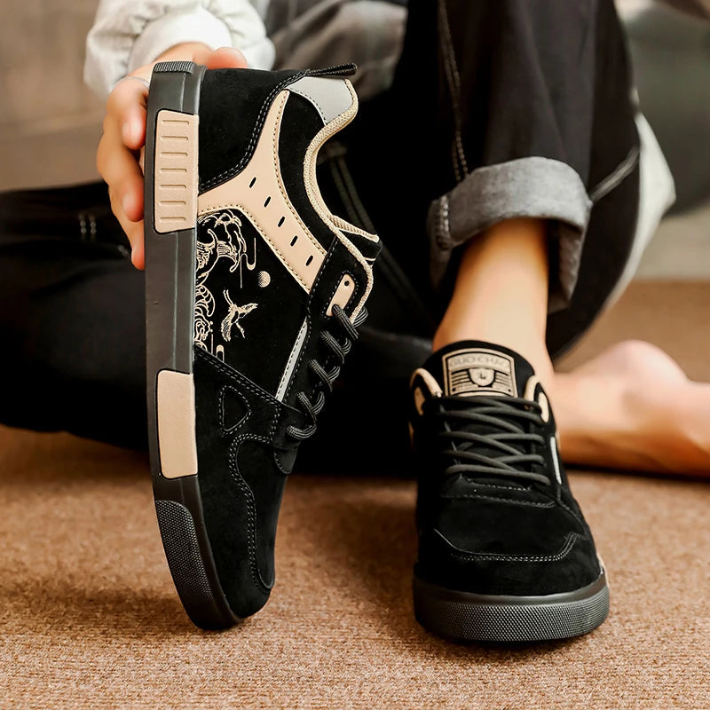 Men's Casual Versatile Skateboard Sports Shoes Lace Up  Sneakers