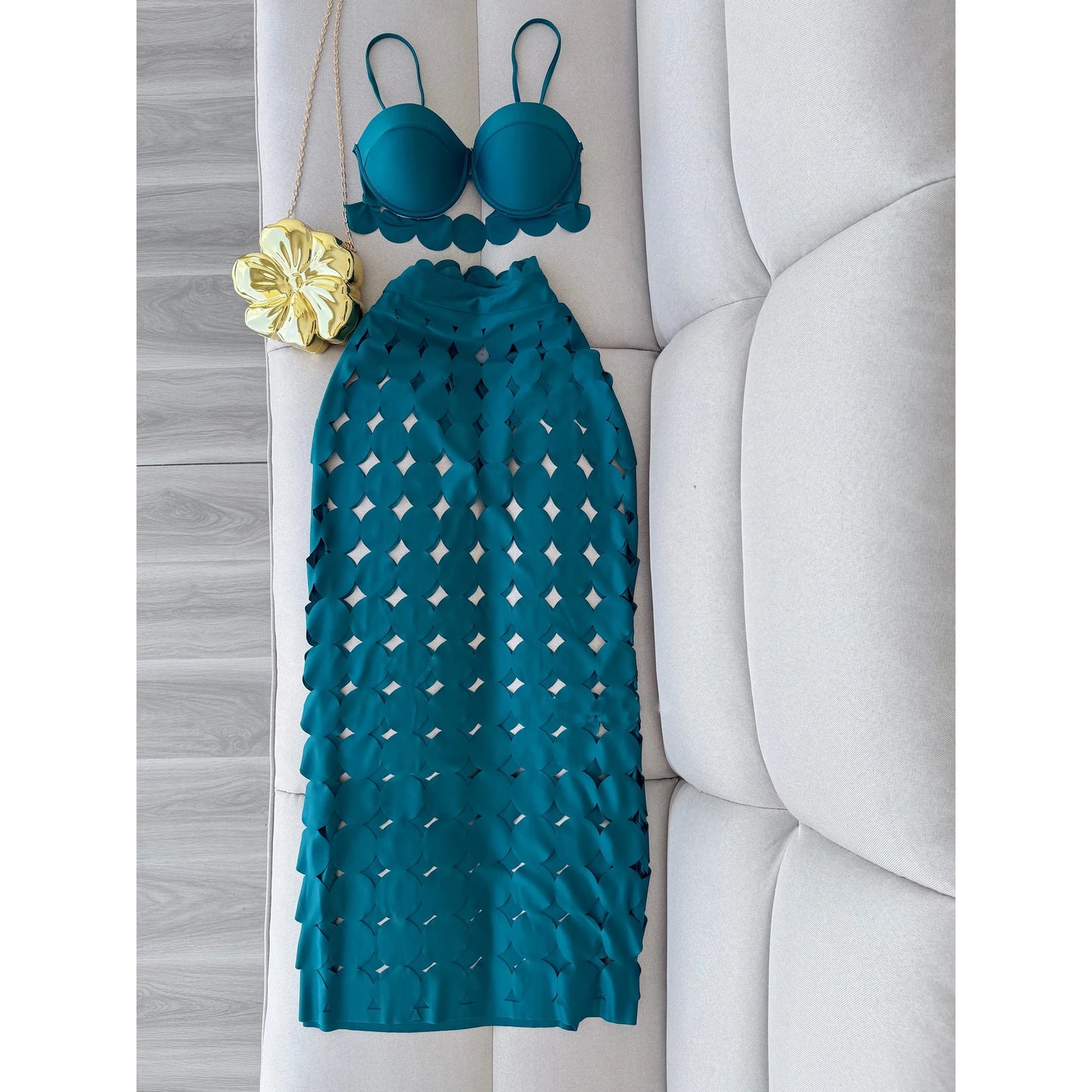 Underwire Bikini Set with Ruffle Skirt - Push Up Brazilian