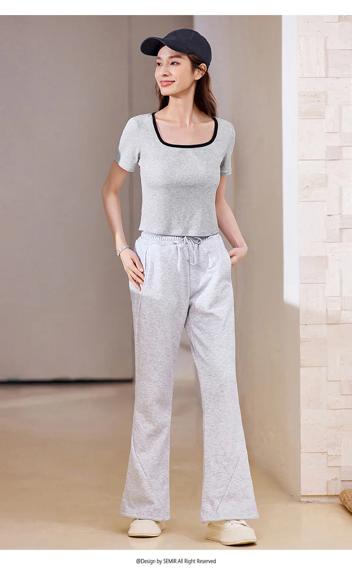 Women's Square Neck Short-Sleeved Slim Fit Top - Versatile Layering Piece