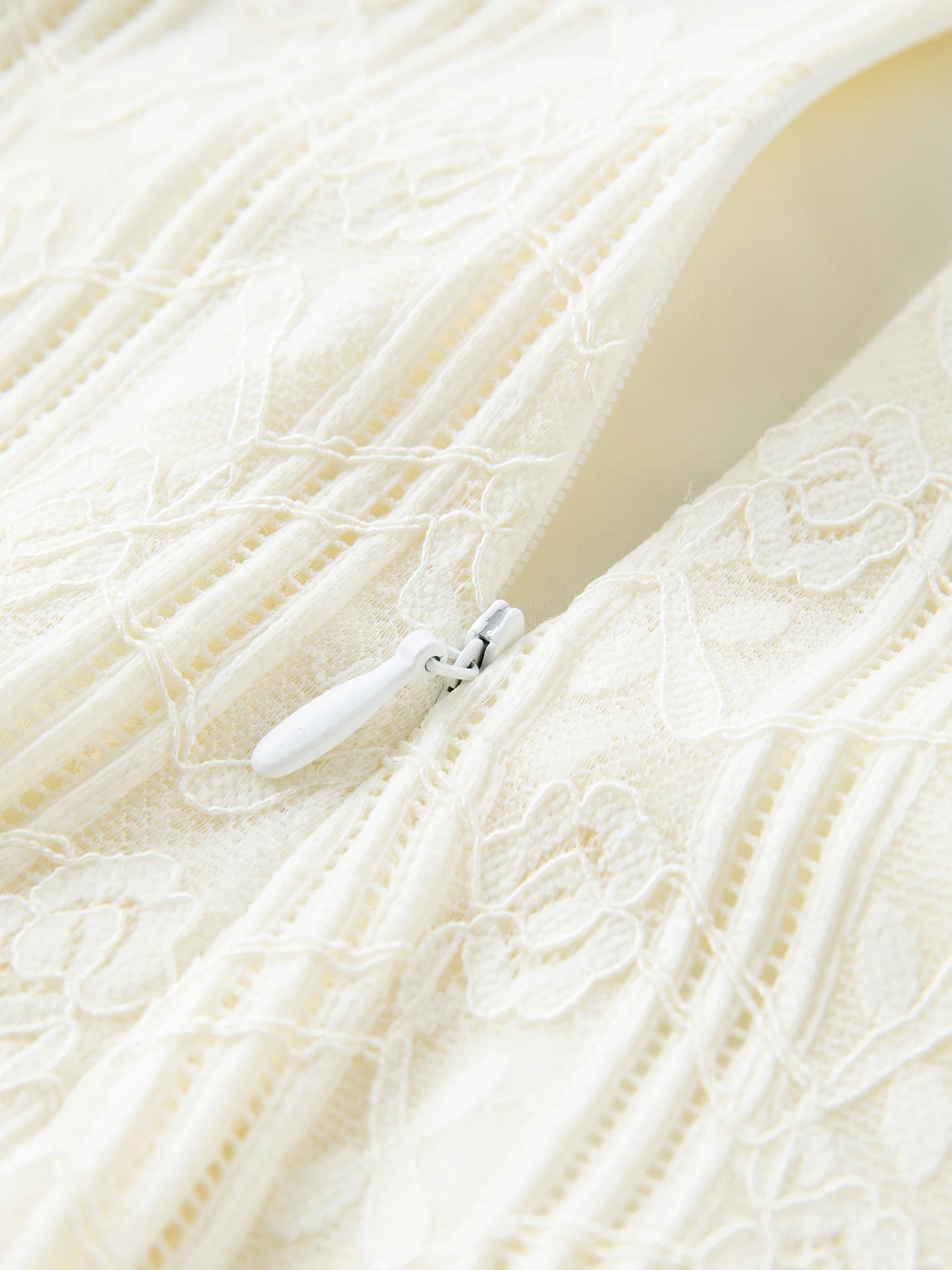 Plus Size Peaked Lapel Embroidery Blazer Dress Set