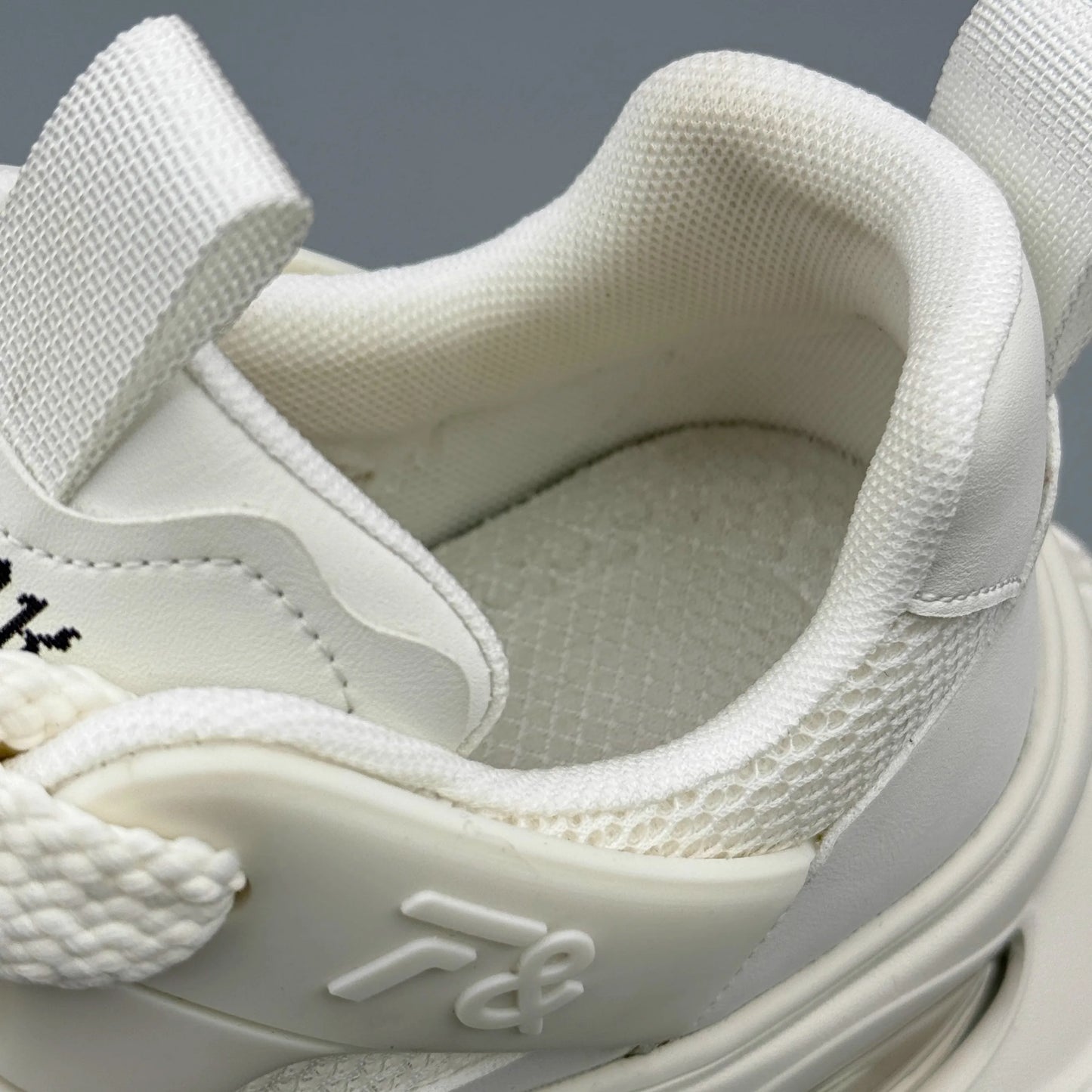 Men's Platform Sneakers - Breathable Lace-Up Tennis Sports Shoes