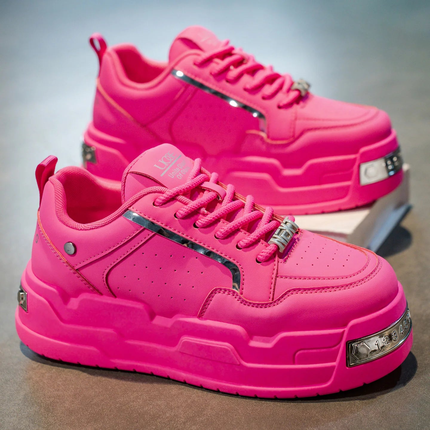 Men's Platform Sneakers - Metal Detail Sports Trainers