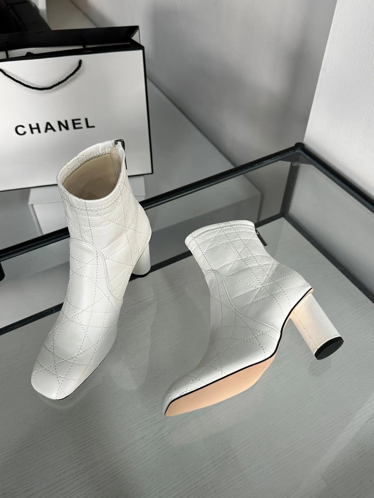 Retro Checkered Ankle Boots - Round Heel with Back Zipper