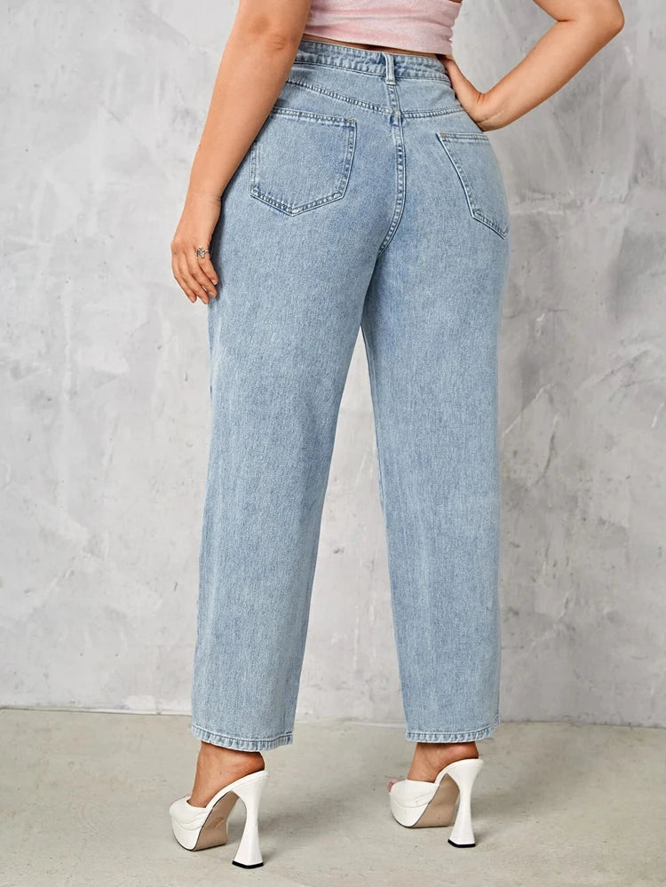 Women's Plus Size Stretchy and Loose Washing Straight Denim Jeans