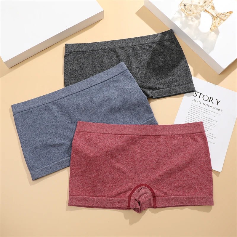 Women's Seamless Underwear - Sports  Breathable Low Waist Underwear Shorts