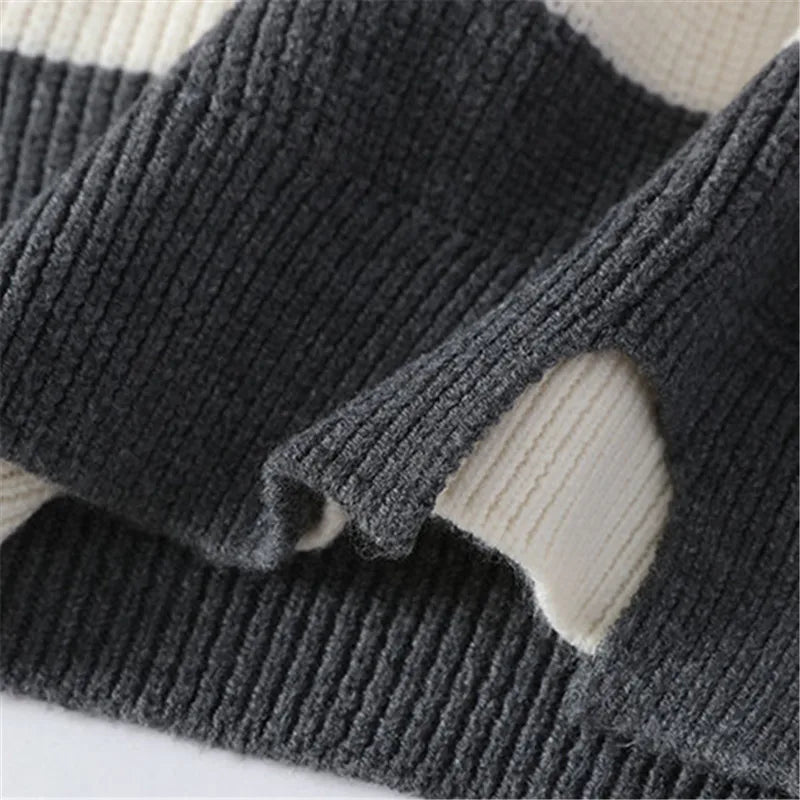 Men's Round Neck Knit Pullover Striped Sweater