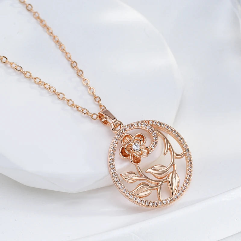 Women  585 Rose Gold Hollow Flowers Necklace