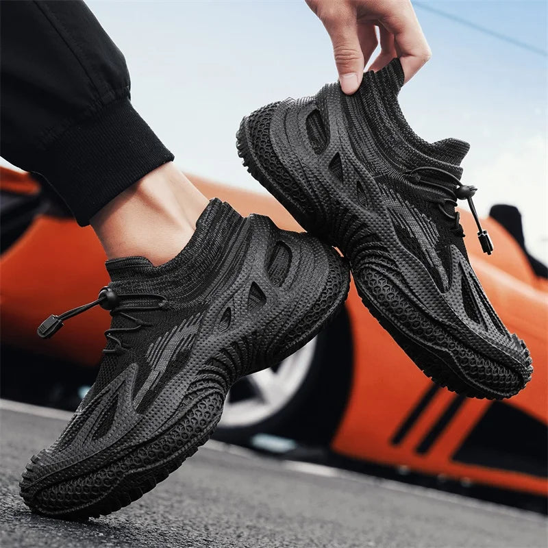 Men's Sports Mesh Running Sneakers Lace Up Comfortable Casual Sneakers