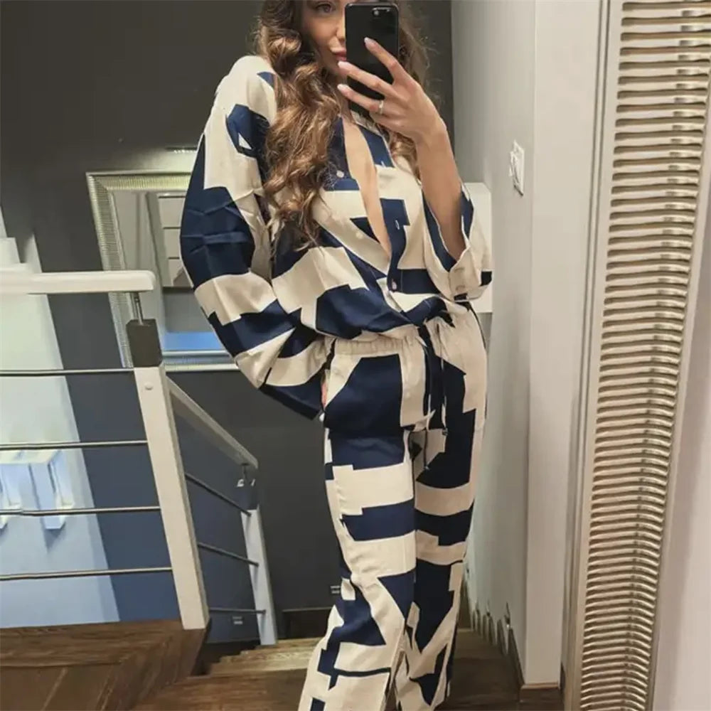 Spring and Summer Women's  lapel geometric pattern printed shirt and Trousers set