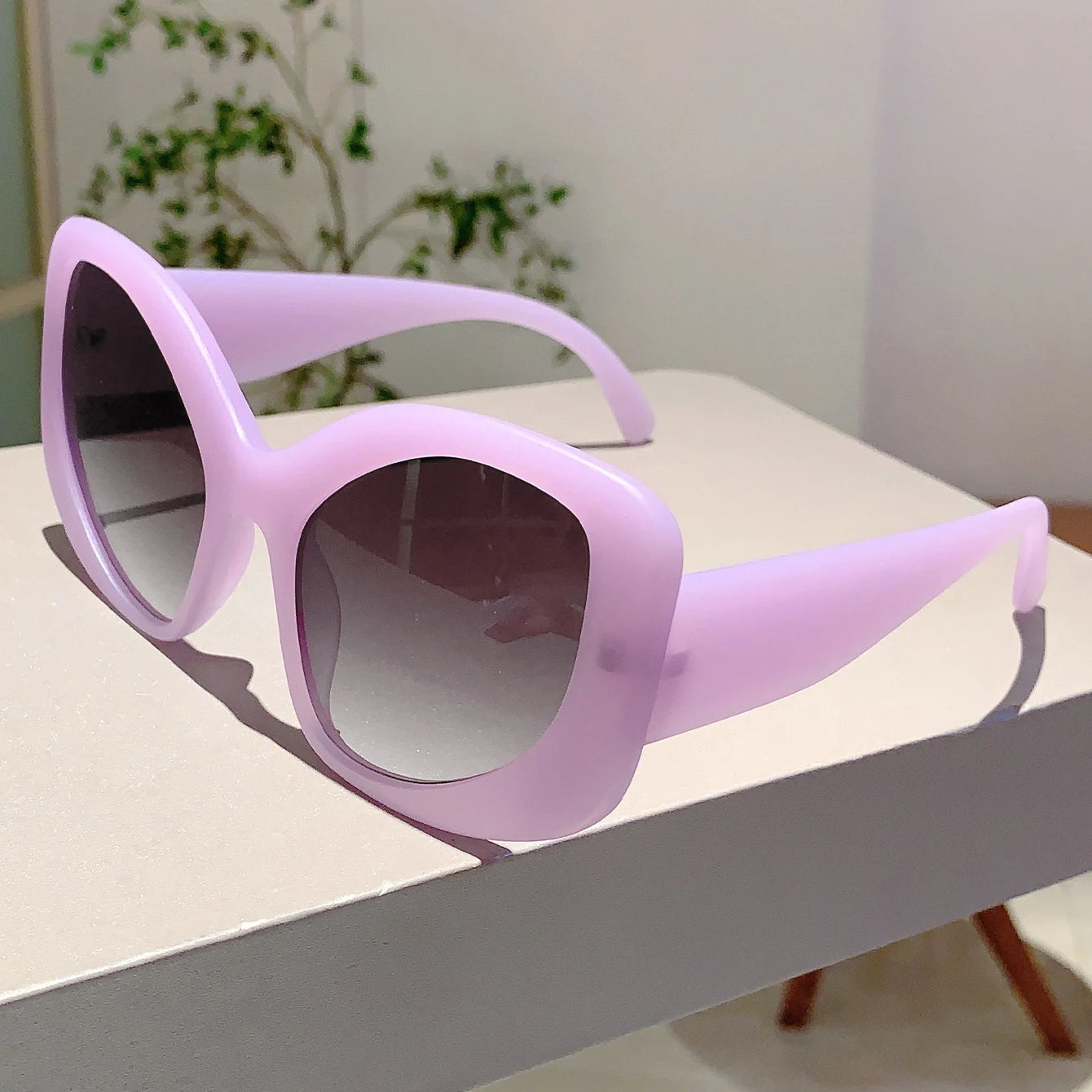 Women's Oversized Irregular Rim Sunglasses