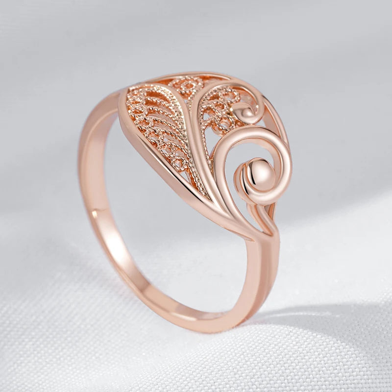 Women's Glossy 585 Rose Gold Colour Hollow Flowr Ring