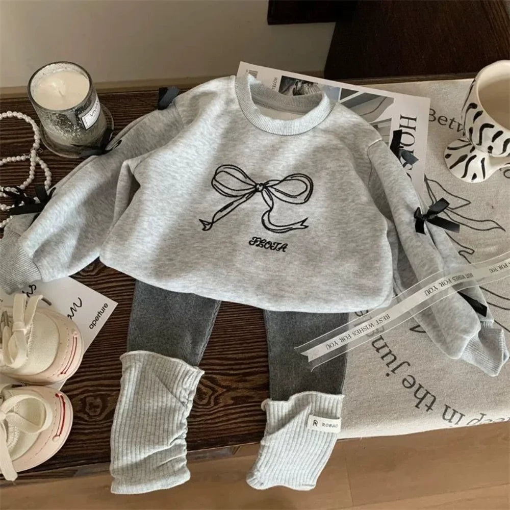 Kids Clothes Girl's Autumn Outfit Round Neck Long Sleeved Bow Print Top and Casual Bottom Pants Two-piece Set
