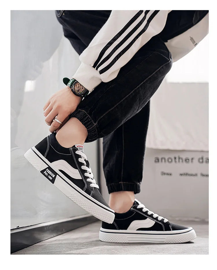 Men's Canvas Skateboard Sneakers - Lace-Up Casual Trainers