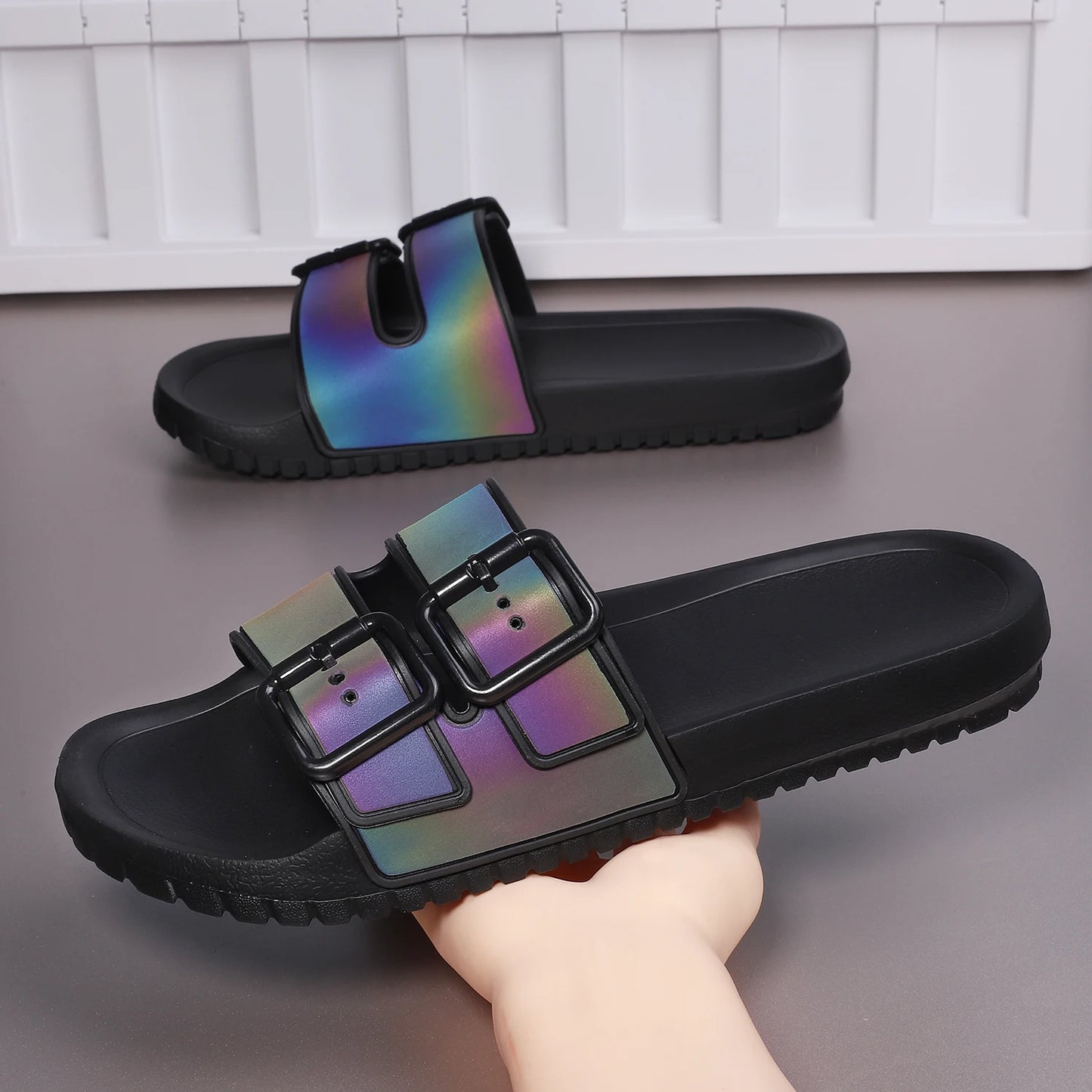 Men's Summer Slippers Laser Reflection Sandals Buckle Design Beach Slippers