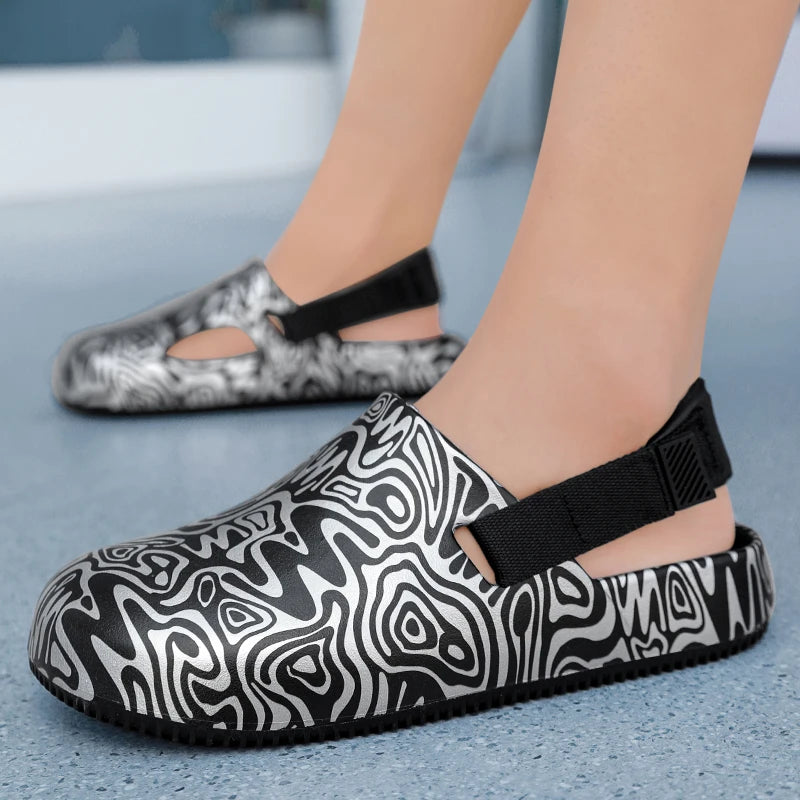 Men's Summer Slippers Outdoor Sandals Design Clogs Beach Slippers Flip Flop Casual Slides