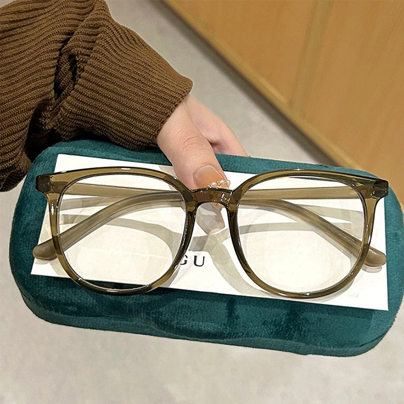 Cat Eye Blue Light Blocking Glasses - Large Frame Fashion Eyewear for Women & Men