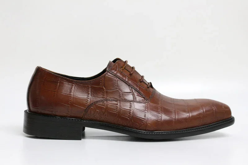Crocodile Pattern Square Toe Brogue Leather Oxford Shoes