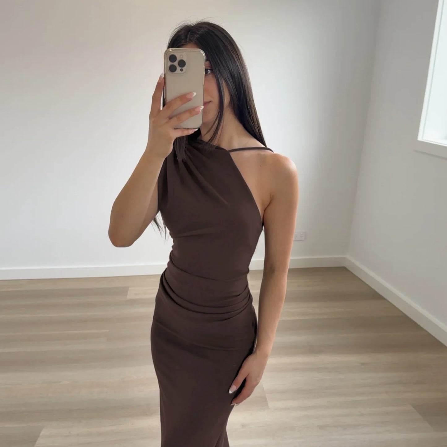 Women's Asymmetrical Backless Maxi Dress - Sleeveless Ruched Party Dress