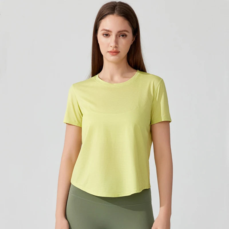 Women's Loose Fit Yoga T-Shirt - Quick Dry Athletic Top for Running & Gym