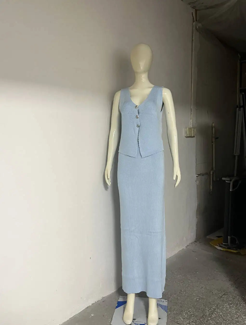 Women's Knitted Sweater Dress Two-Piece Set - Sleeveless V Neck Vest & Maxi Skirt