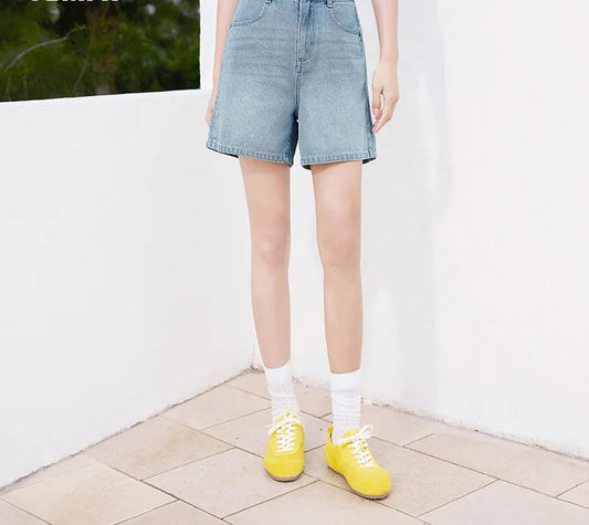 Women's Slimming Straight Leg Denim Shorts - Cooling Summer Style