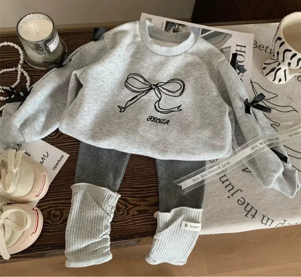 Kids Clothes Girl's Autumn Outfit Round Neck Long Sleeved Bow Print Top and Casual Bottom Pants Two-piece Set