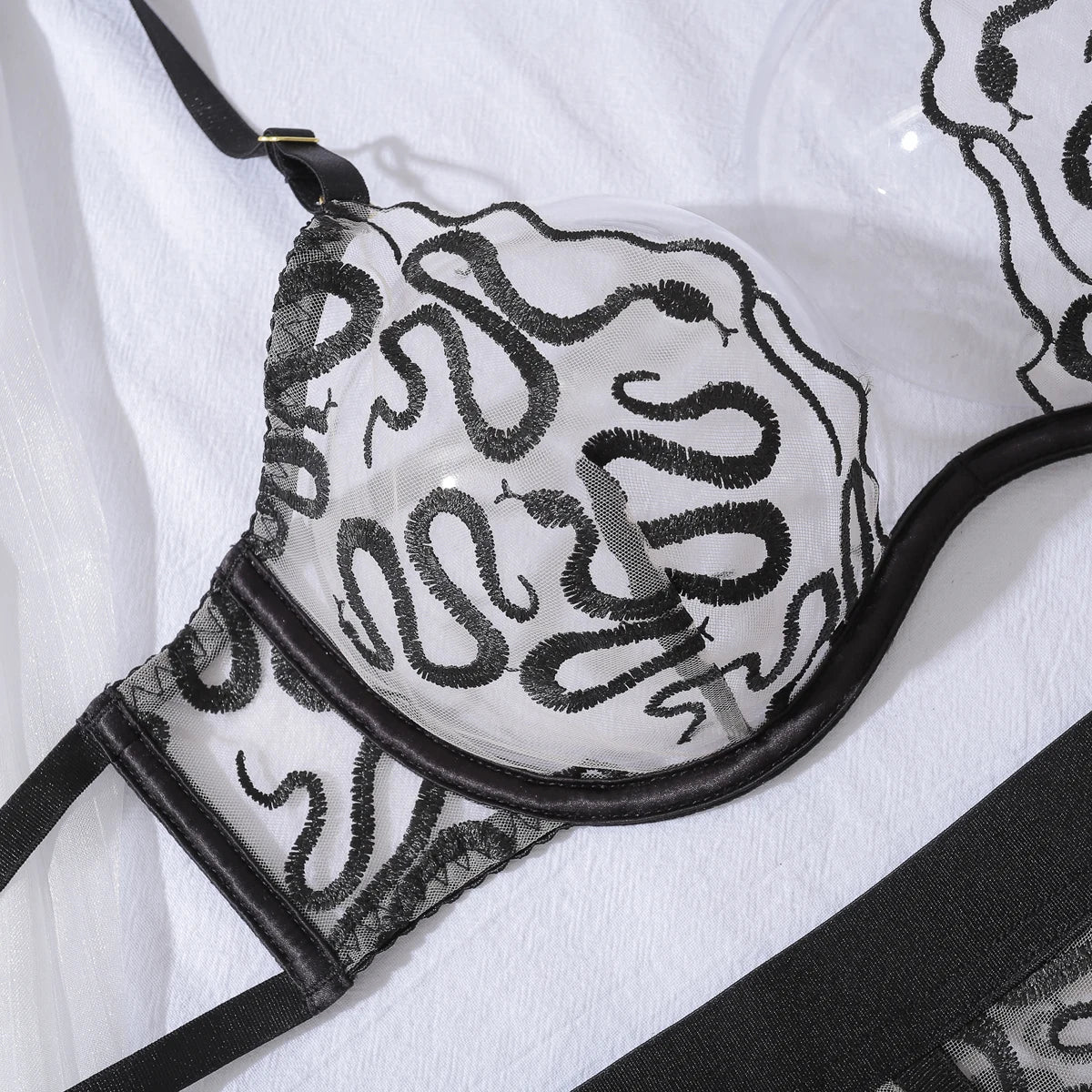Women's 5-Piece Underwear Embroidery with Stockings See Through Lingerie