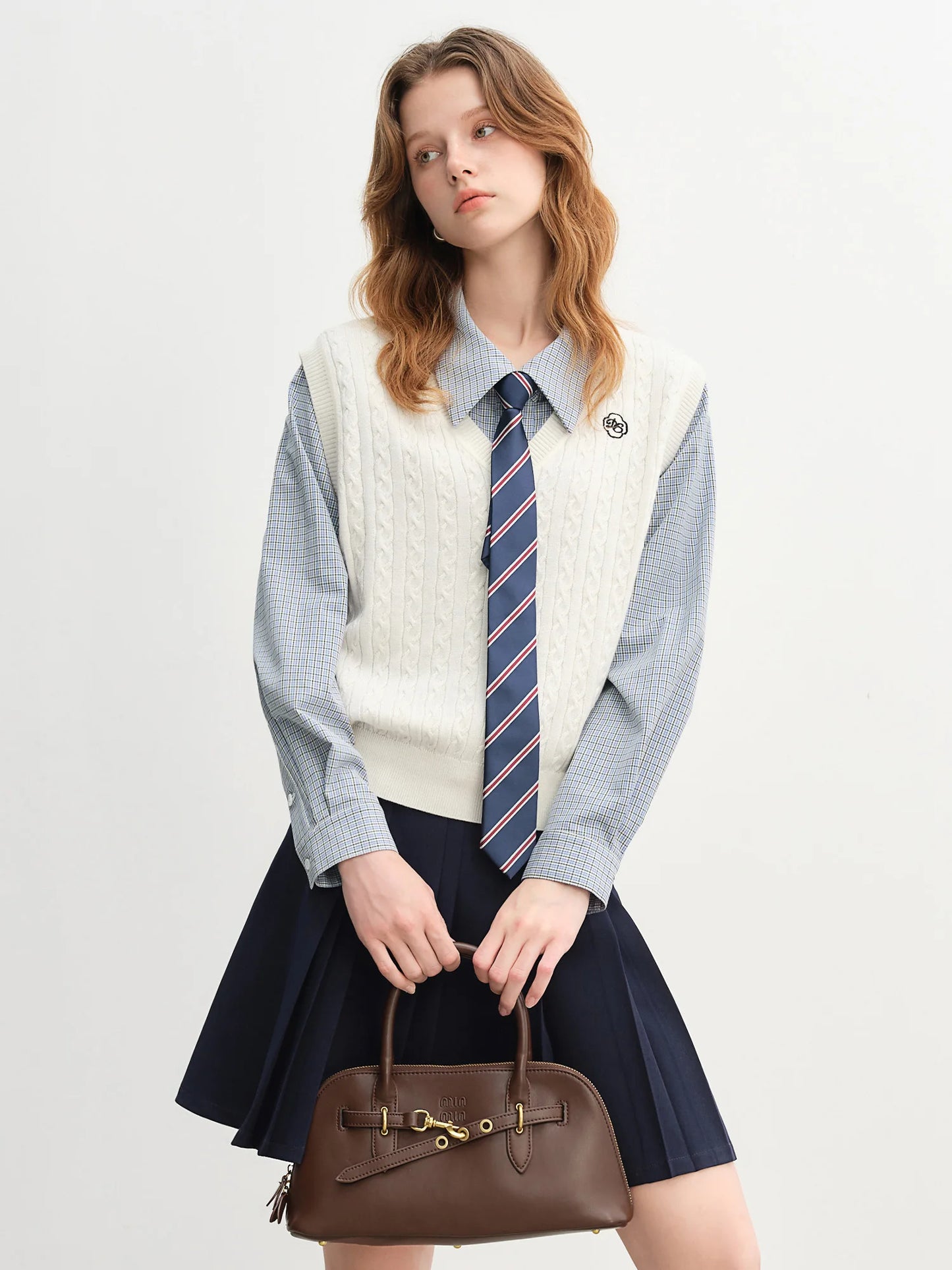 Cable Knit Vest - White V-Neck Sleeveless Pullover