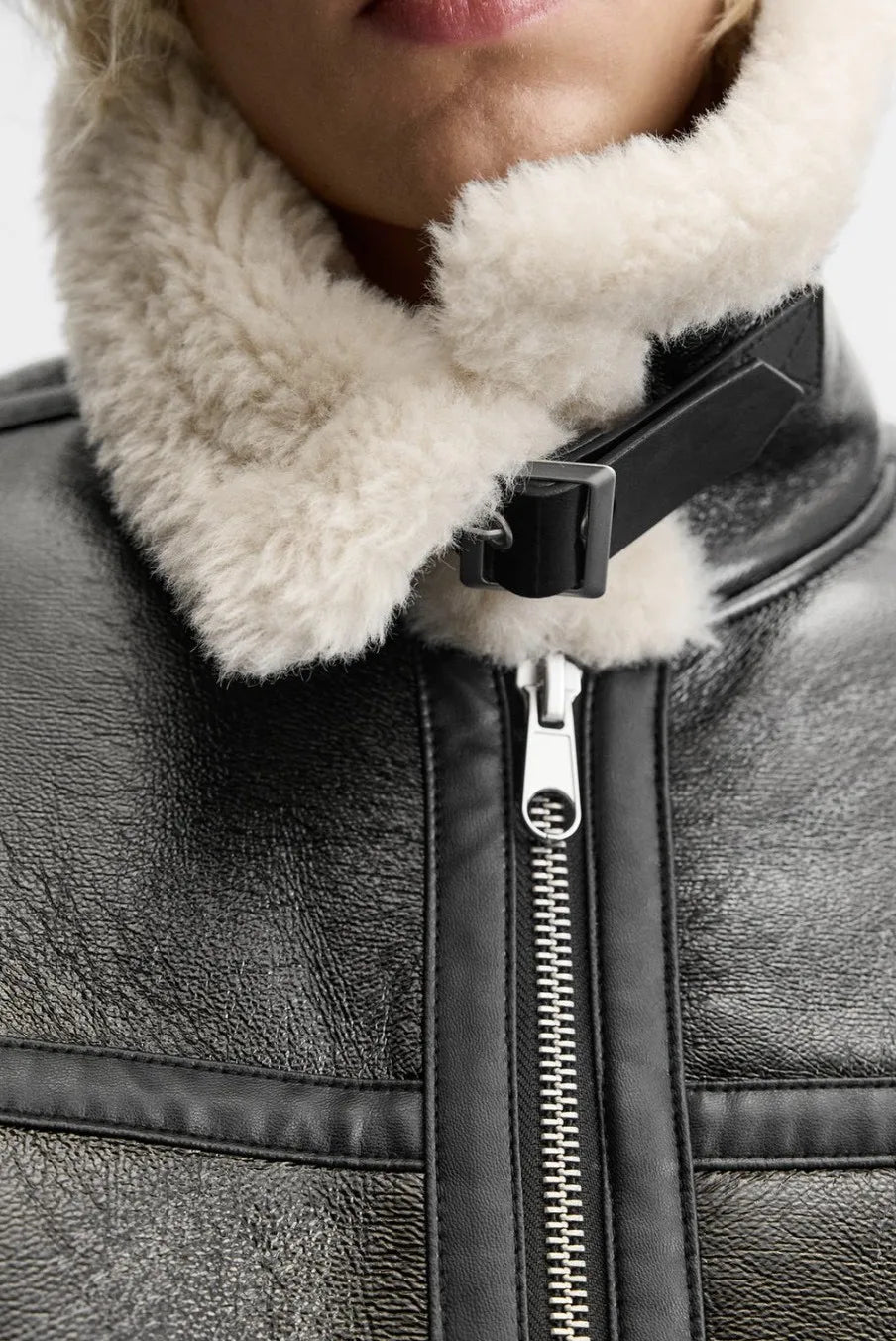 Men's Retro lapel Faux fur collar Integrated thermal PU leather Jacket