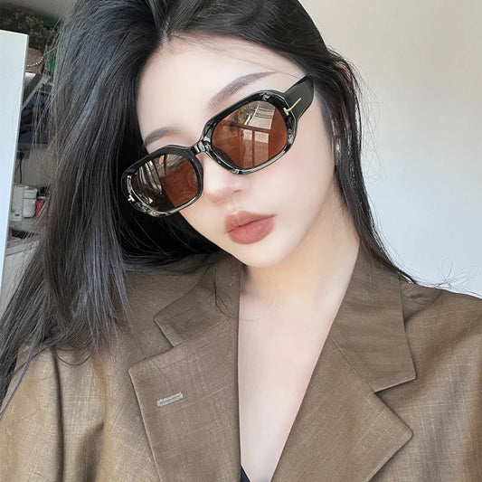 Women's Retro Rectangle Sunglasses - Vintage Small Frame Classic Eyewear
