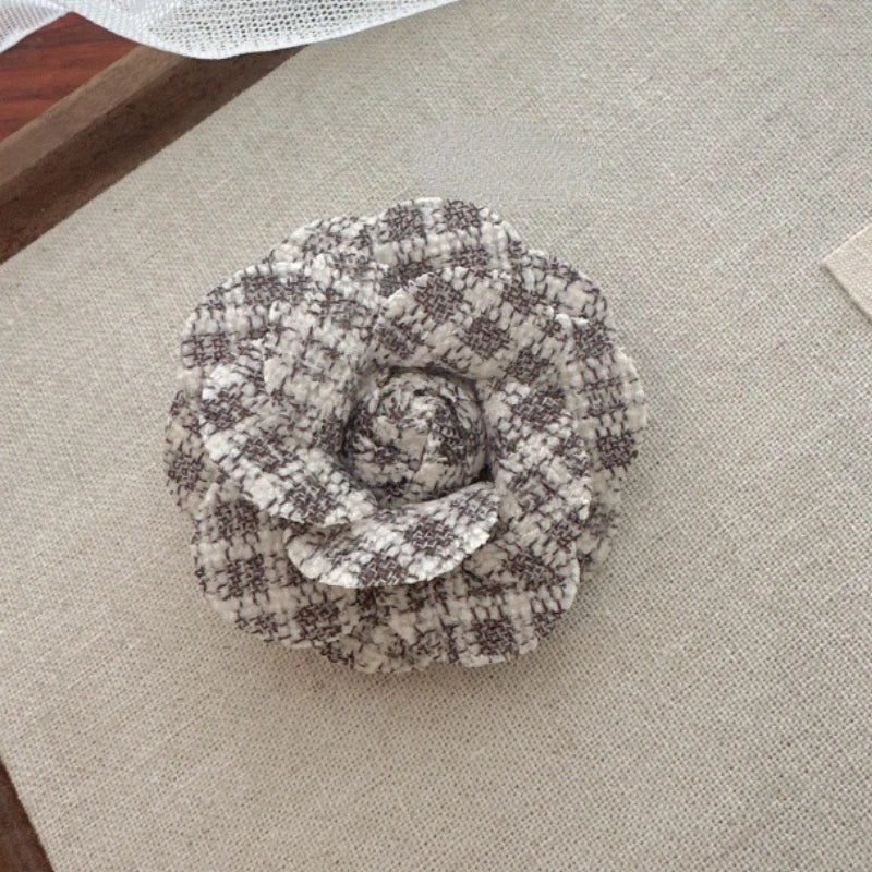 Camellia Flower Brooch - Elegant Fabric Corsage Pin for Women