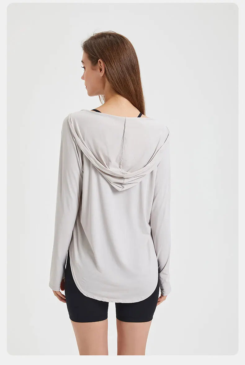Women's Long Sleeve Hooded Yoga Shirt  Sun Protection Anti-UV Outdoor Workout Running Shirt Breathable Quick Dry Fitness Top Blouse