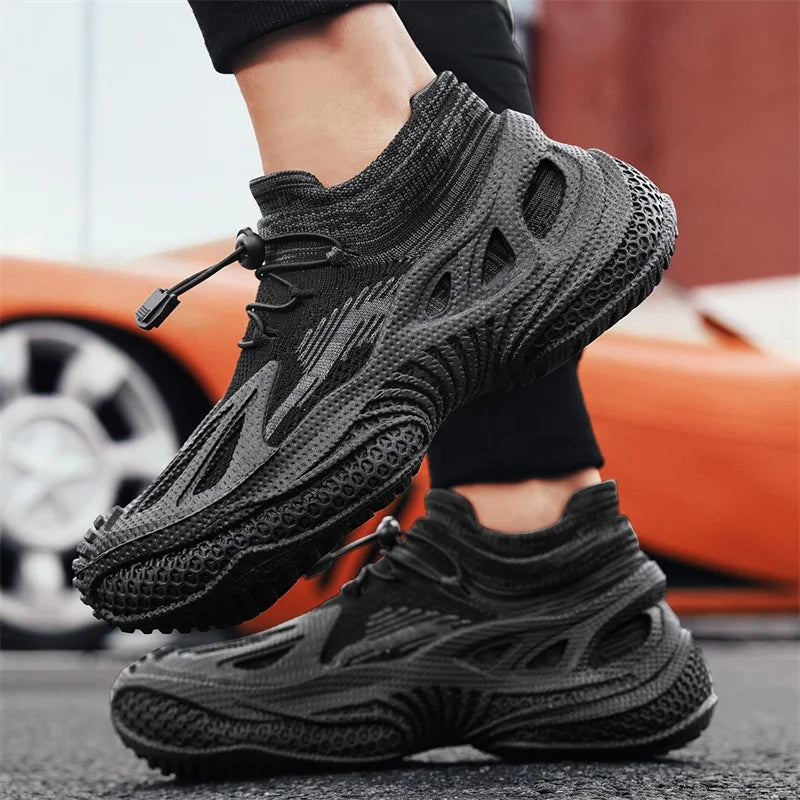 Men's Sports Mesh Running Sneakers Lace Up Comfortable Casual Sneakers