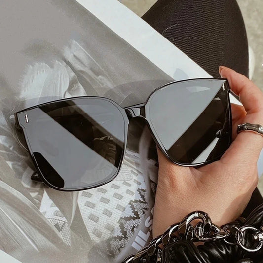 Women's Retro Classic Square Sunglasses UV400